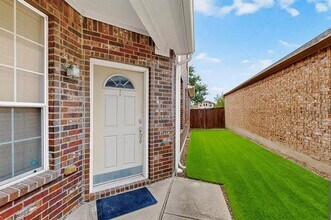 6325 Cedar Falls Dr in The Colony, TX - Building Photo - Building Photo