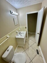 242 Quebec Way in Lexington, KY - Building Photo - Building Photo