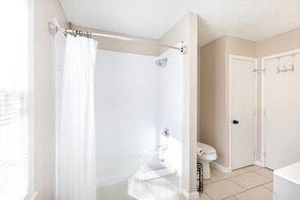 6012 Old Coach Rd in Charlotte, NC - Building Photo - Building Photo