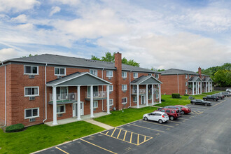 Village Of Arlington Heights in Arlington Heights, IL - Building Photo - Building Photo