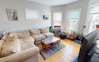23 Tufts St, Unit 2 in Cambridge, MA - Building Photo - Building Photo