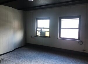 124 Oakland Ave in Pittsburgh, PA - Building Photo - Building Photo