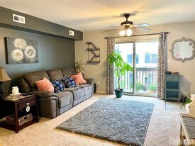 165 Essex Ave, Unit 504 in Metuchen, NJ - Building Photo