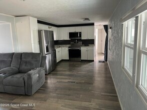 1142 Parkview Ct NE in Palm Bay, FL - Building Photo - Building Photo