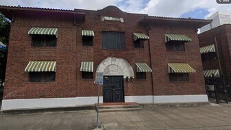 1414 Austin St in Houston, TX - Building Photo