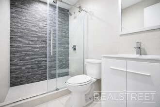 Spacious Penthouse 1 Bed with Private Roof Deck & Terrace!, Unit 4F in Brooklyn, NY - Building Photo - Building Photo