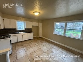 1303 NW 83rd St in Oklahoma City, OK - Building Photo - Building Photo