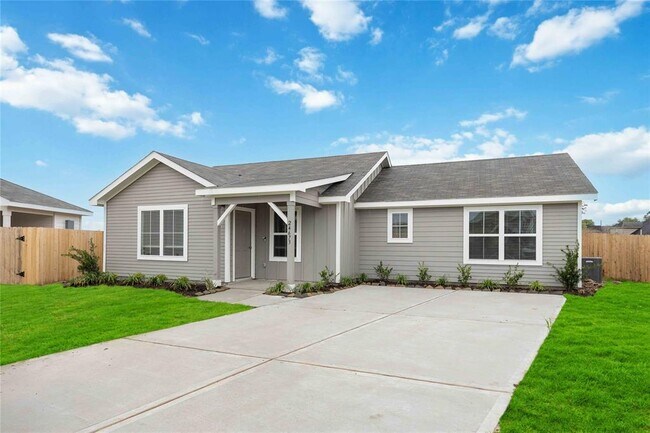 24673 Monarch Forest Dr in Porter, TX - Building Photo - Building Photo