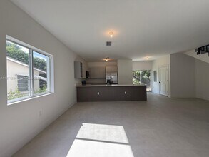 2788 NW 9th Pl in Fort Lauderdale, FL - Building Photo - Building Photo