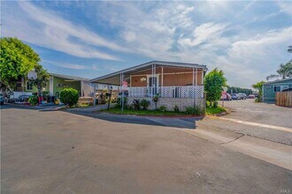 4139 Paramount Blvd, Unit 26-26-3954 in Pico Rivera, CA - Building Photo - Building Photo