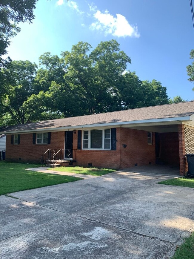 property at 624 W College Ave