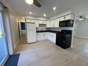 8145 S Sprinkle Rd in Portage, MI - Building Photo - Building Photo