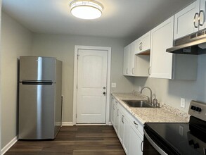 4-6 Chestnut Dr in Clarksville, TN - Foto de edificio - Building Photo