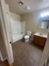 2106 Briggs St in Norman, OK - Building Photo - Building Photo