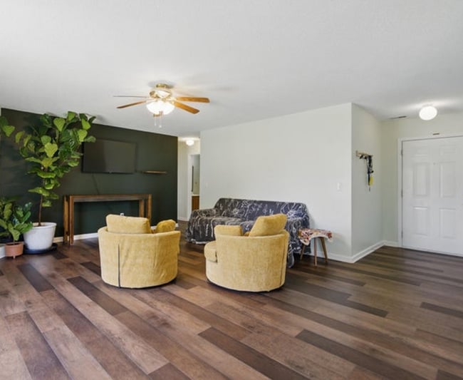 100 Bluebonnet St in Elizabeth City, NC - Building Photo - Building Photo