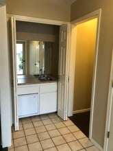 1405 SE Hillcrest Ave in Lawton, OK - Building Photo - Building Photo