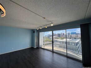 710 Lunalilo St in Honolulu, HI - Building Photo - Building Photo