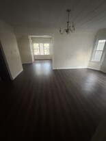 4302 N Kimball Ave, Unit 4302 n Kimball chicago in Chicago, IL - Building Photo