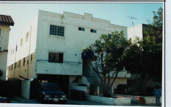 11258 Morrison St in North Hollywood, CA - Building Photo - Building Photo