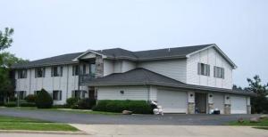 Capri Apartments in Kenosha, WI - Building Photo - Building Photo