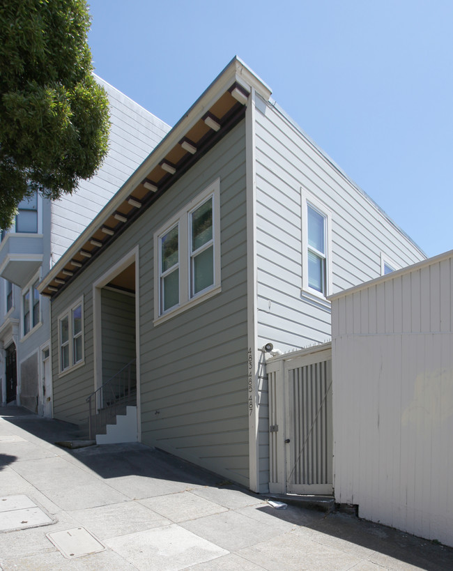 479-487 Vallejo St in San Francisco, CA - Building Photo - Building Photo