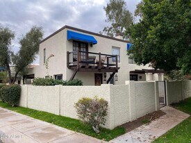 4852 E Euclid Ave in Phoenix, AZ - Building Photo