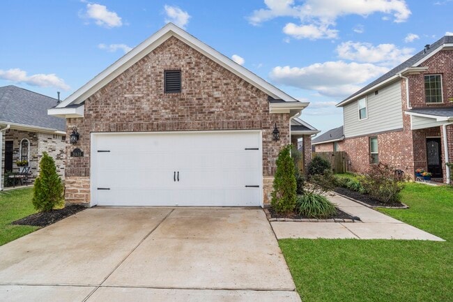 property at 31635 Heguy Pass