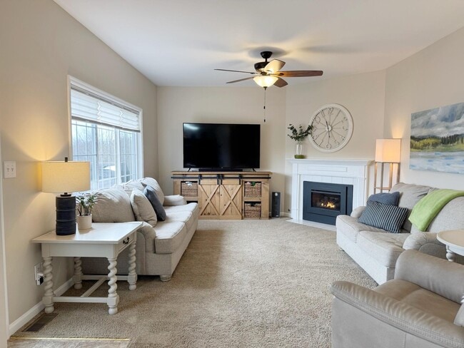 2688 Woodlawn Way in Lexington, KY - Building Photo - Building Photo