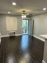 2601 Hillsboro Pike, Unit H-10 in Nashville, TN - Foto de edificio - Building Photo