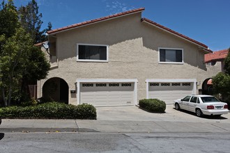 2070 Liberty Park Ave in Menlo Park, CA - Building Photo - Building Photo