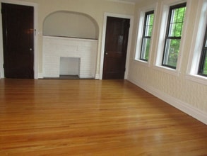 1079 Terrace Dr in Richmond Heights, MO - Building Photo - Building Photo