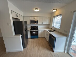 2819 SW Cornell Ave in Palm City, FL - Building Photo - Building Photo