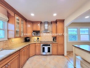 2054 Pattiz Ave in Long Beach, CA - Building Photo - Building Photo