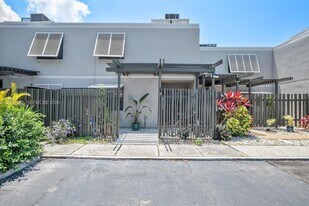 11244 NW 14th Ct in Pembroke Pines, FL - Building Photo