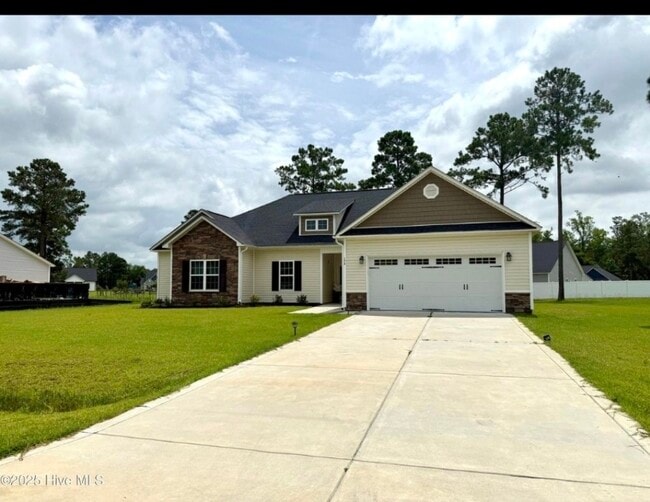 property at 174 Finch Ln