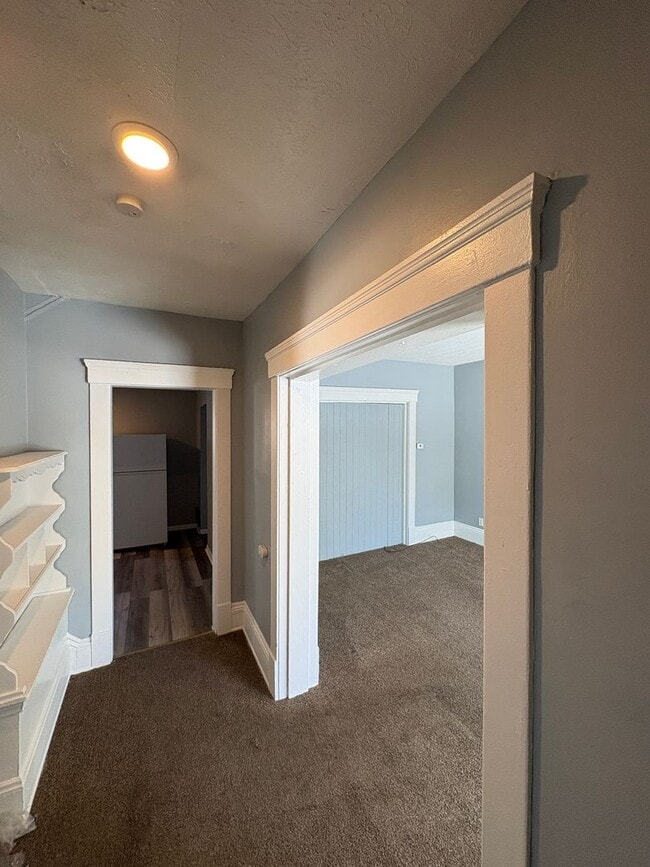 304 Wunderlich Ave in Barberton, OH - Building Photo - Building Photo