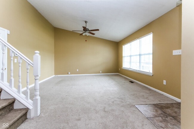 235 Westridge Blvd in Greenwood, IN - Building Photo - Building Photo