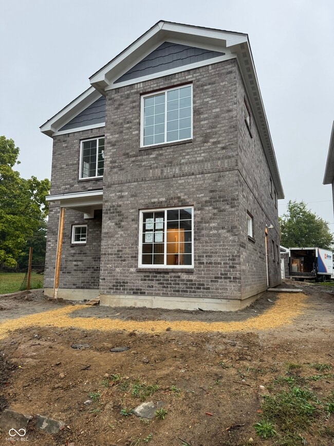 225 N Hamilton Ave in Indianapolis, IN - Foto de edificio - Building Photo