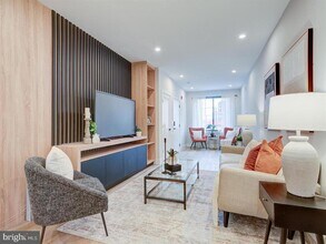 1740 N Marshall St in Philadelphia, PA - Building Photo - Building Photo