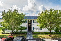 Amberstone Apartments in Pompano Beach, FL - Building Photo - Building Photo