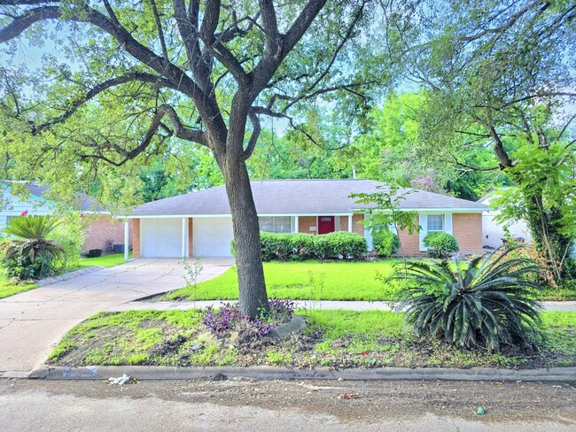 property at 5922 Densmore Dr