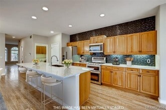 210 Cook St in Denver, CO - Building Photo - Building Photo