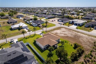 1627 SW 25th Terrace in Cape Coral, FL - Building Photo - Building Photo