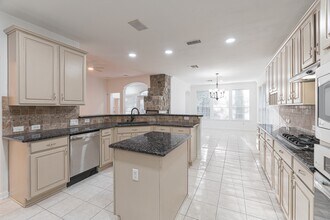 22 Westwinds Cir in Spring, TX - Building Photo - Building Photo