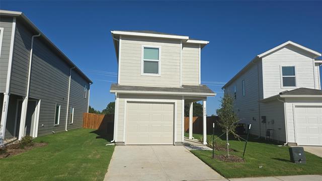 4004 Belmont Dr in Aubrey, TX - Building Photo
