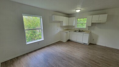 2841 Pomatan Ave in Akron, OH - Building Photo - Building Photo