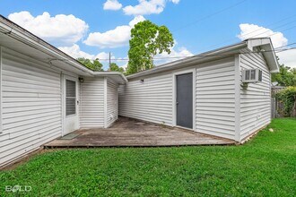 4056 Beech St in Bossier City, LA - Building Photo - Building Photo