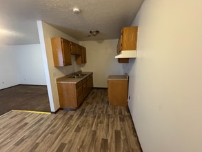 3503 Falling Springs Rd in Sauget, IL - Building Photo - Building Photo