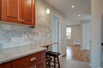 69 Princeton St in Williston Park, NY - Building Photo - Building Photo