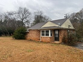 4816-B S New Hope Rd in Belmont, NC - Building Photo